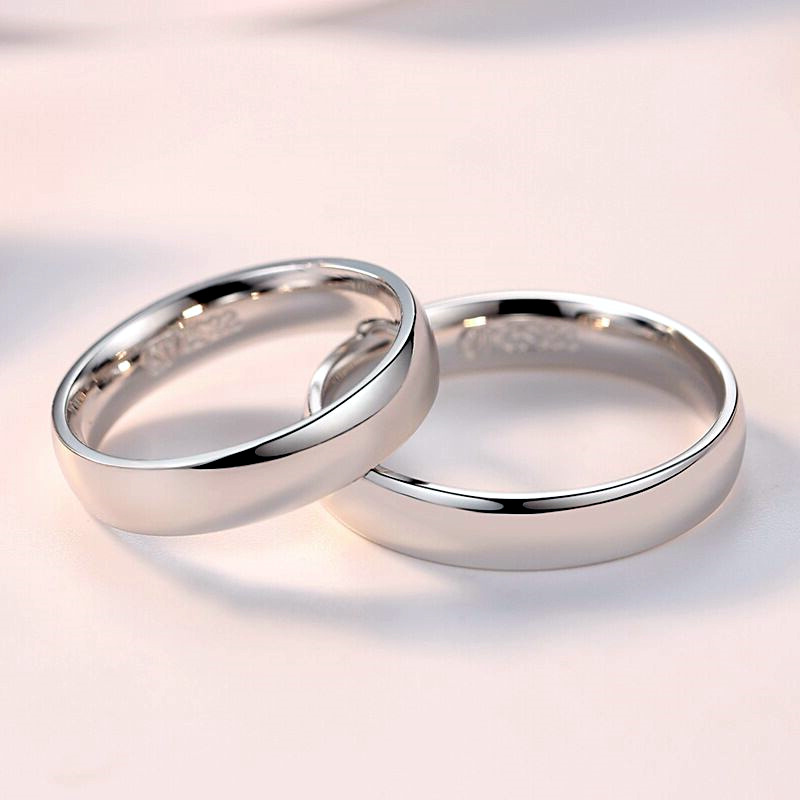 glossy fashionable ring for men and women