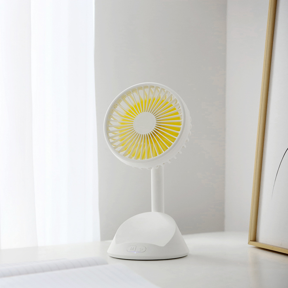 跨境新款創(chuàng)意臺式旋轉(zhuǎn)風(fēng)扇 迷你靜音辦公室桌面USB插電電風(fēng)扇廠家