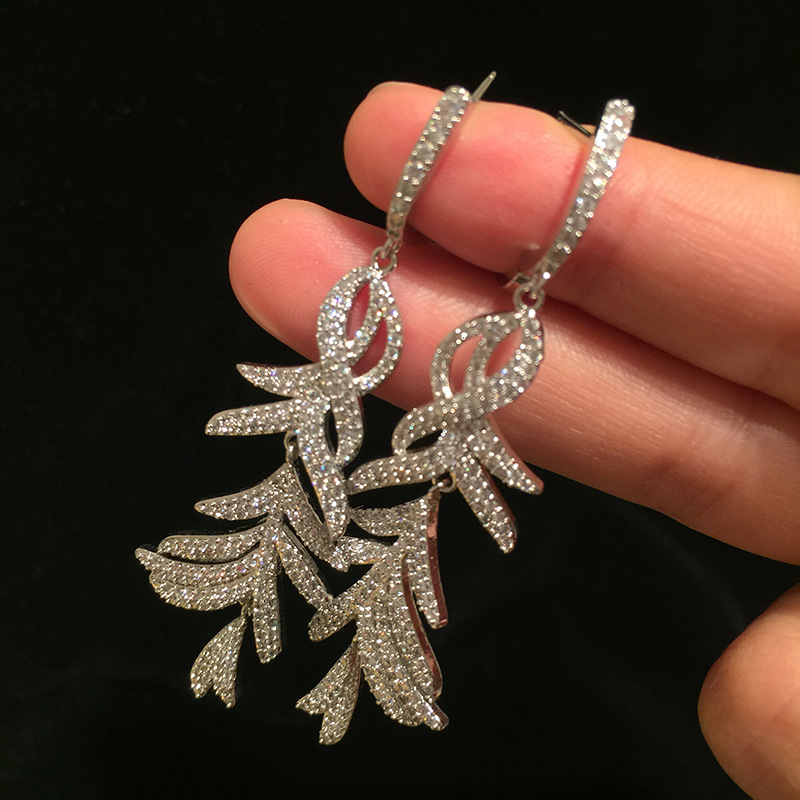 S925 Silver Needle Feather Earrings Super Flash Micro-inlaid Zircon Long Fringed Leaves Earrings display picture 1