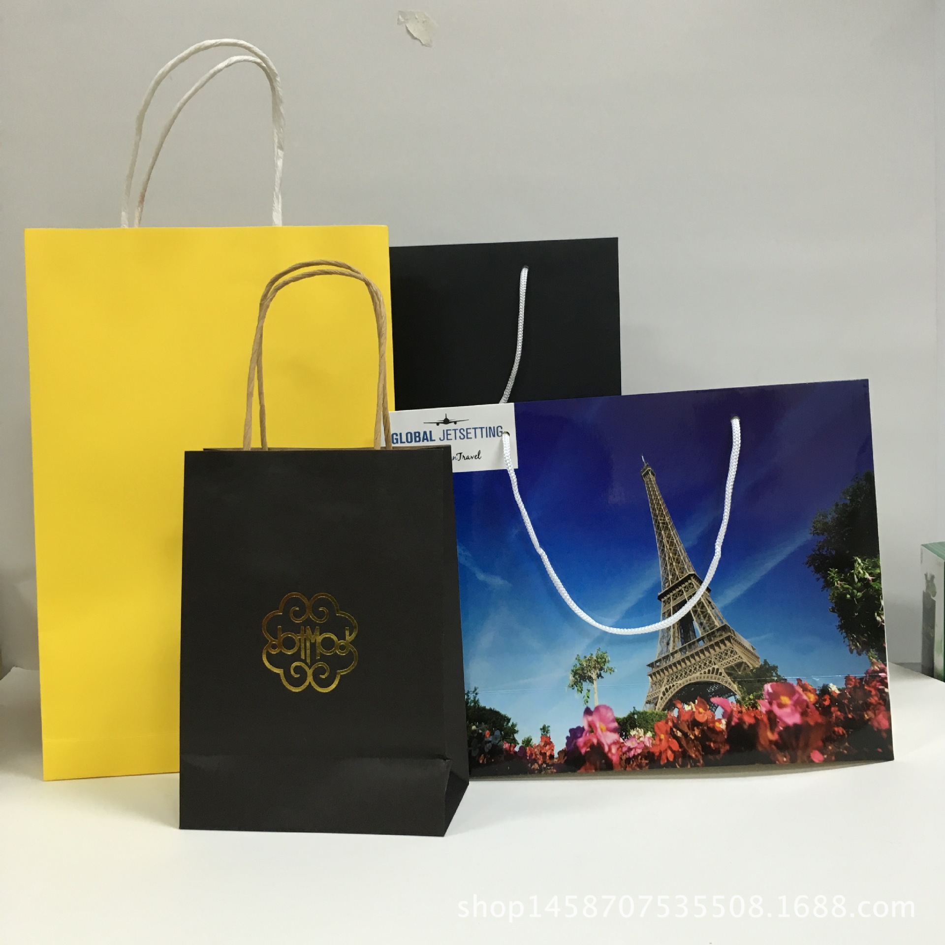 供应白卡纸袋 鞋服礼品包装纸袋 广告宣传纸袋 环保购物纸袋