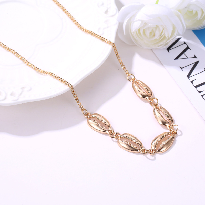 New Fashion Items Retro Shell Women's Alloy Necklace Sexy Metal Clavicle Chain display picture 4