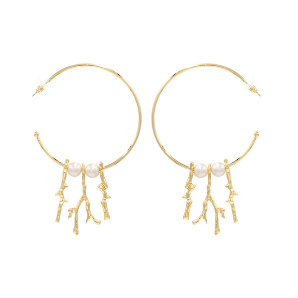 Fashionable trend creative earrings from pearl