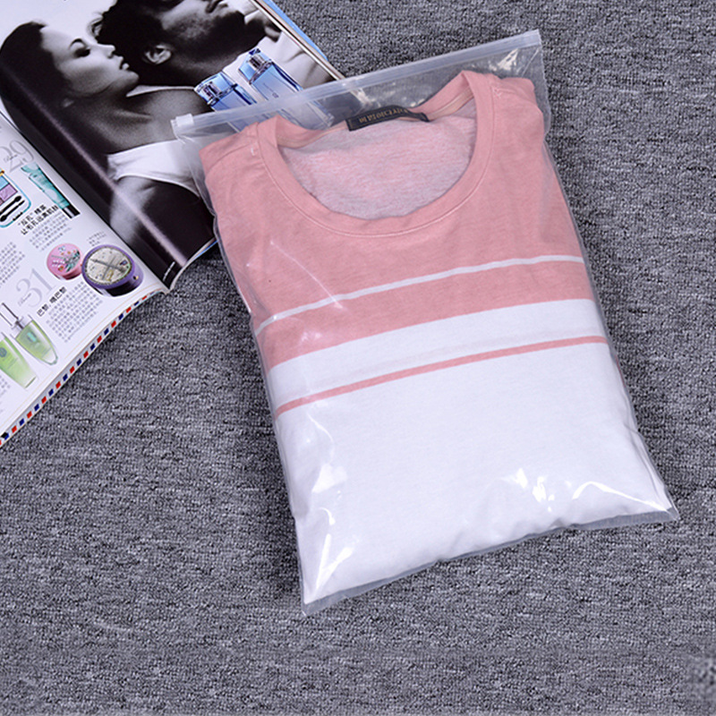 厂家生产PE服装拉链袋磨砂拉链袋子t恤毛衣通用服装贴骨拉链袋