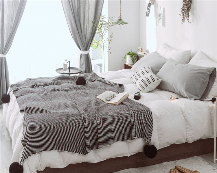 Lehká luxusní severská jednoduchá celobavlněná černá keprová deka do hotelové ložnice, vlněná deka, povlečení_voghion.com