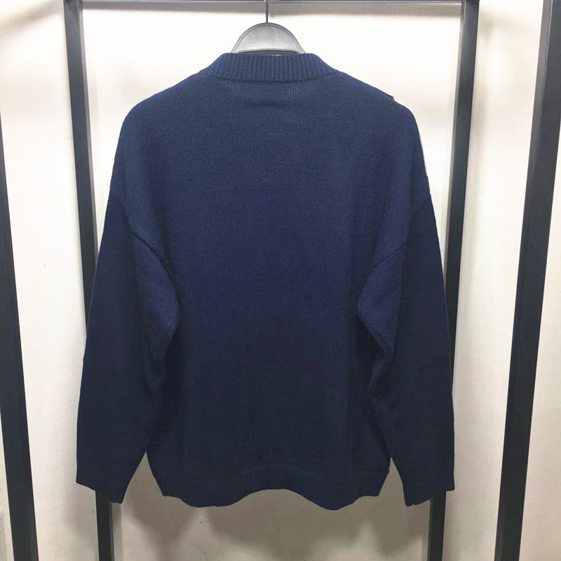 Men's Wool Sweater With Cat Pattern Round Neck Couple Knit Top_voghion.com