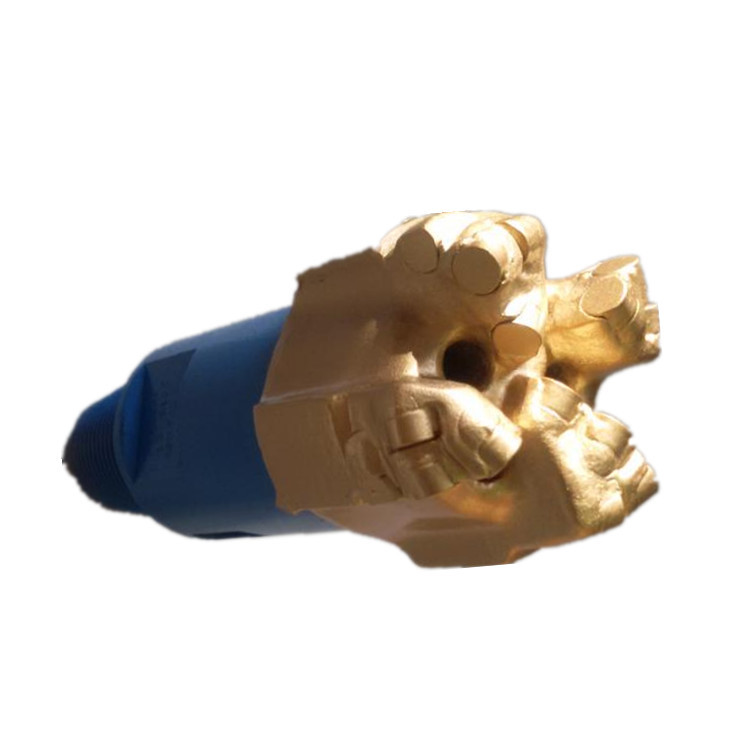 厂家供应非开挖152mm镶齿牙轮钻头   215.9mm江汉牙轮钻头