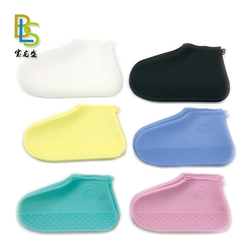 硅胶雨鞋套防水雨天男女儿童防雪防泥鞋套