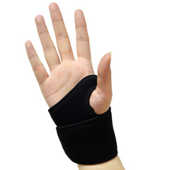 Sports compression wristband, breathable thumb wrap, protects the wrist tendons, adjustable thumb support, suitable for basketball.