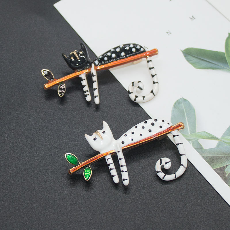 Stylish Brooch
