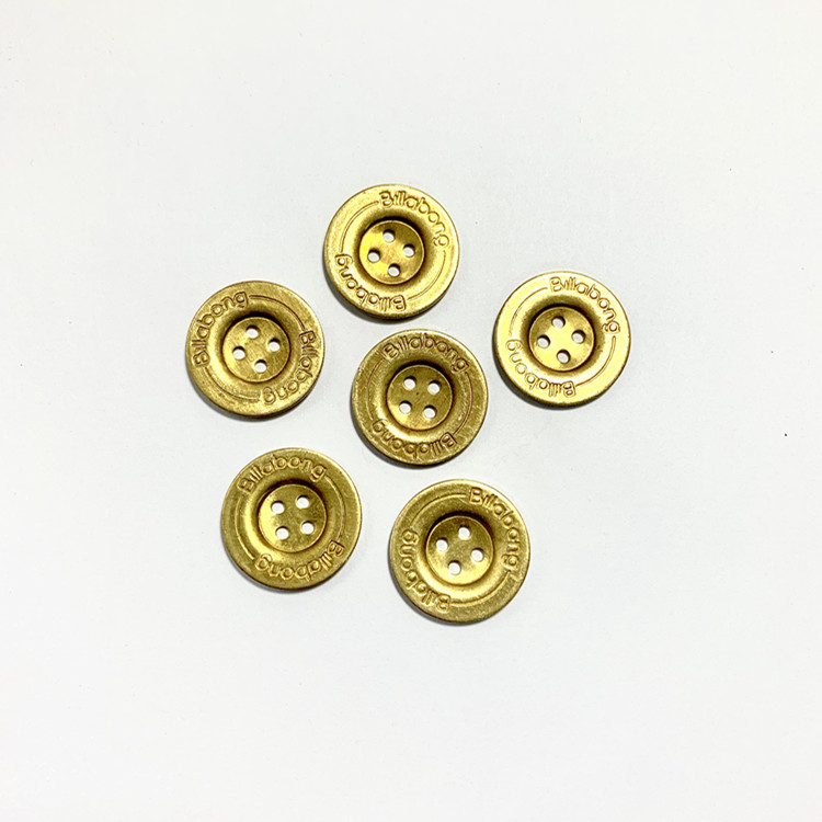 厂家直供 黄铜纽扣 四眼穿线羽绒服牛仔裤金属复古穿线扣子批发