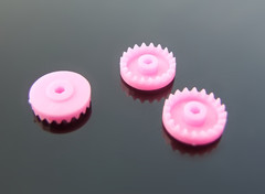 C201.8B Pink Four-Wheel Drive Crown Tooth Single Layer Crown Gear 1.8mm Hexagonal Hole Four-Wheel Drive Gear Transmission