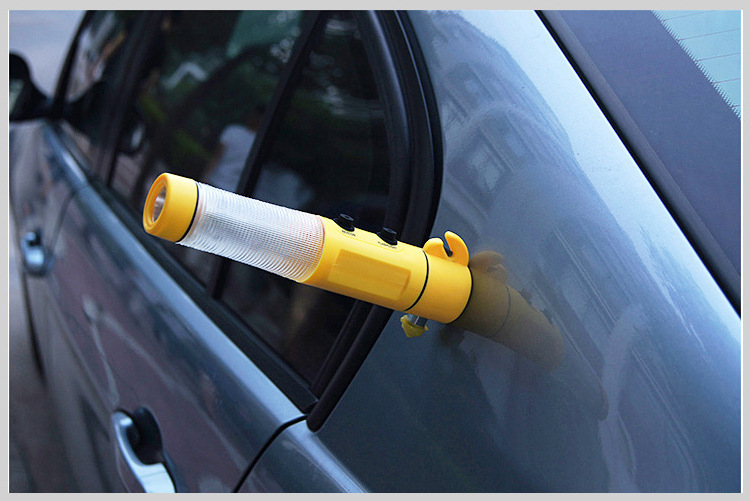 Car Multi-function Safety Hammer Window Breaking Hammer Household Escape Hammer Four-in-One Fire Flashlight with Flash Alarm Light