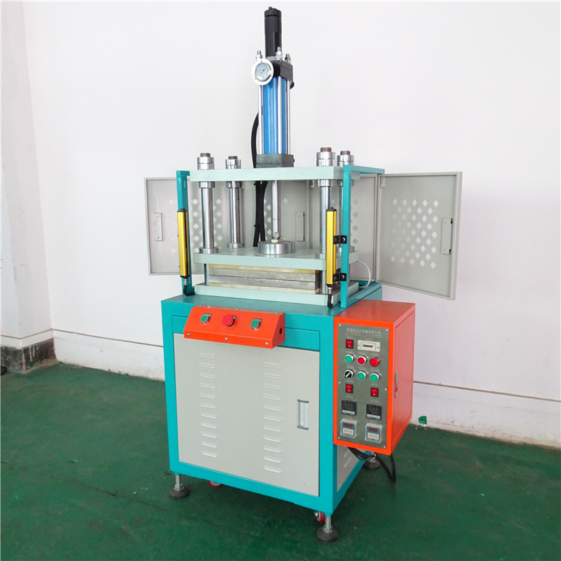 小型四柱油压热压机精密贴合保压成型液压机框架式发热液压压力机|ru