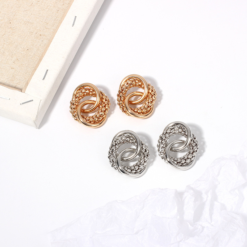 14g Weight Earrings Classification Wedding, Travel Occasion Women'S Gender Fashion Style Gold, Silver Color Fashion Round Metal Earrings Wholesale 3