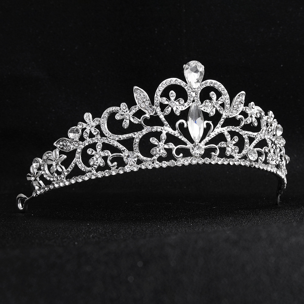 Baroque Style Vintage Round Bridal Crown Alloy Diamond-studded Bridal Wedding Headdress Wholesale display picture 2