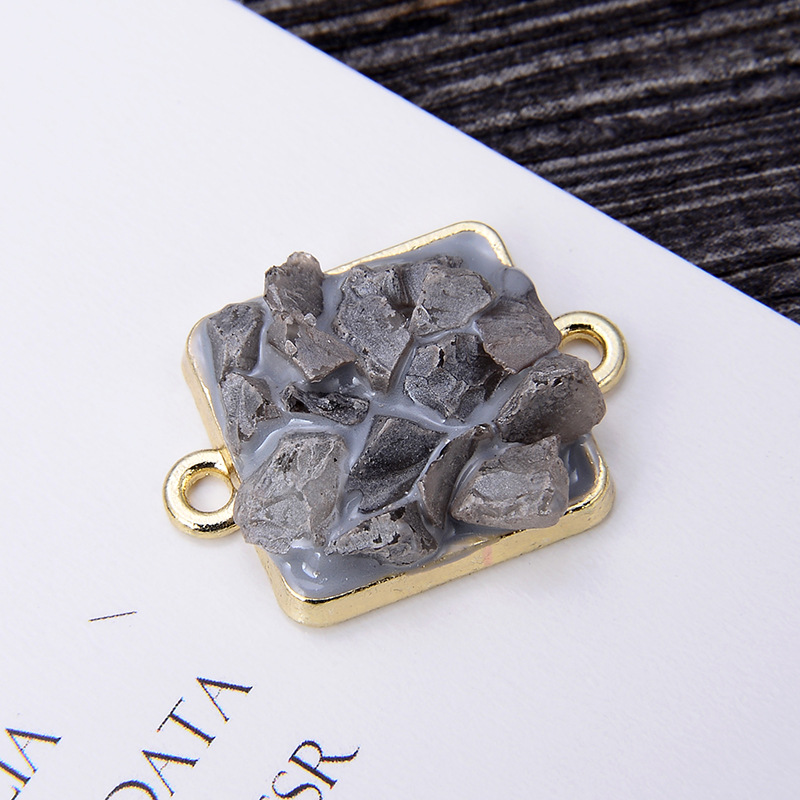 12g Weight Pendant Jewelry Making Type 16*20mm Jewelry Making Size DIY Jewelry Accessories Classification 5 PCS/Package Quantity Alloy Material Heart Shape Pattern Enamel Design Simple Style Style 5 PCS/Package 16*20mm Alloy Heart Shape Pendant 14