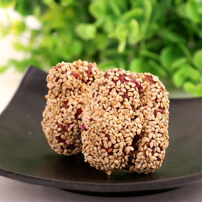 批发新疆红枣夹核桃仁葡萄干腰果蔓越莓 美脑枣盒装抱抱果批发|ru