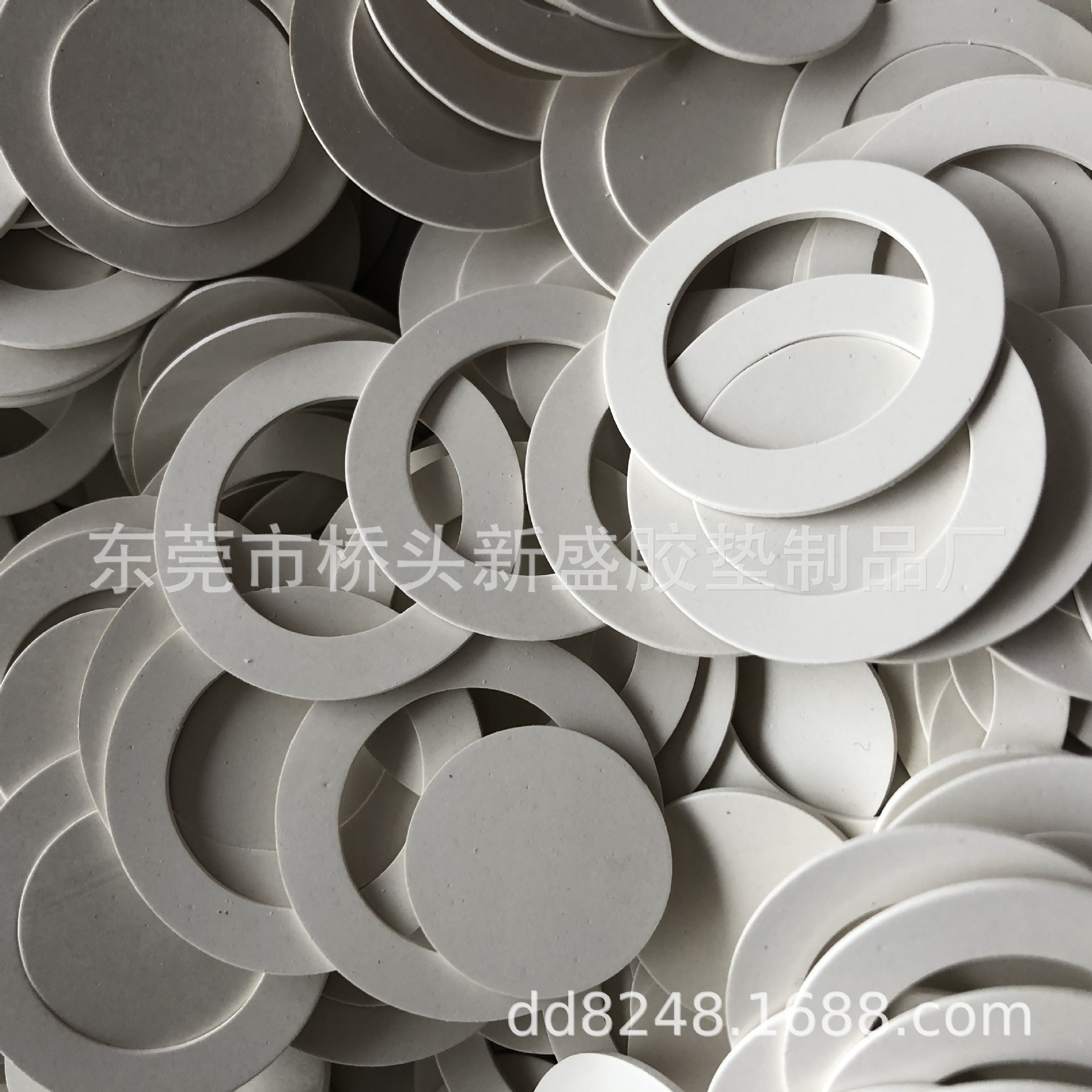 供应1mm橡胶垫带胶橡胶条胶贴橡胶减震垫背胶硅橡胶电器密封专用