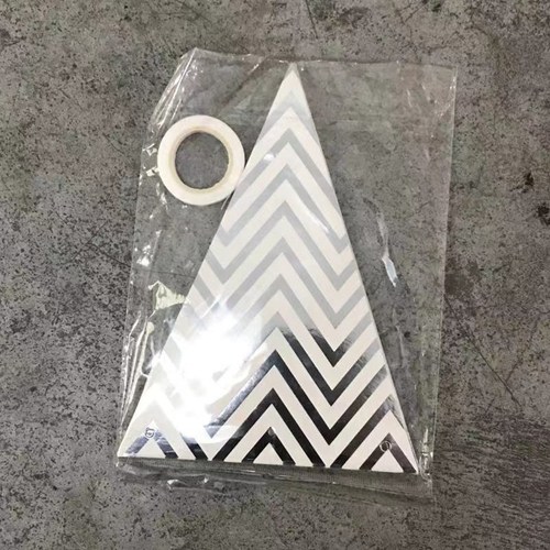 Wedding room, children's room, birthday party decoration supplies, wavy pull flag, gold and silver triangular flag, decorative bunting