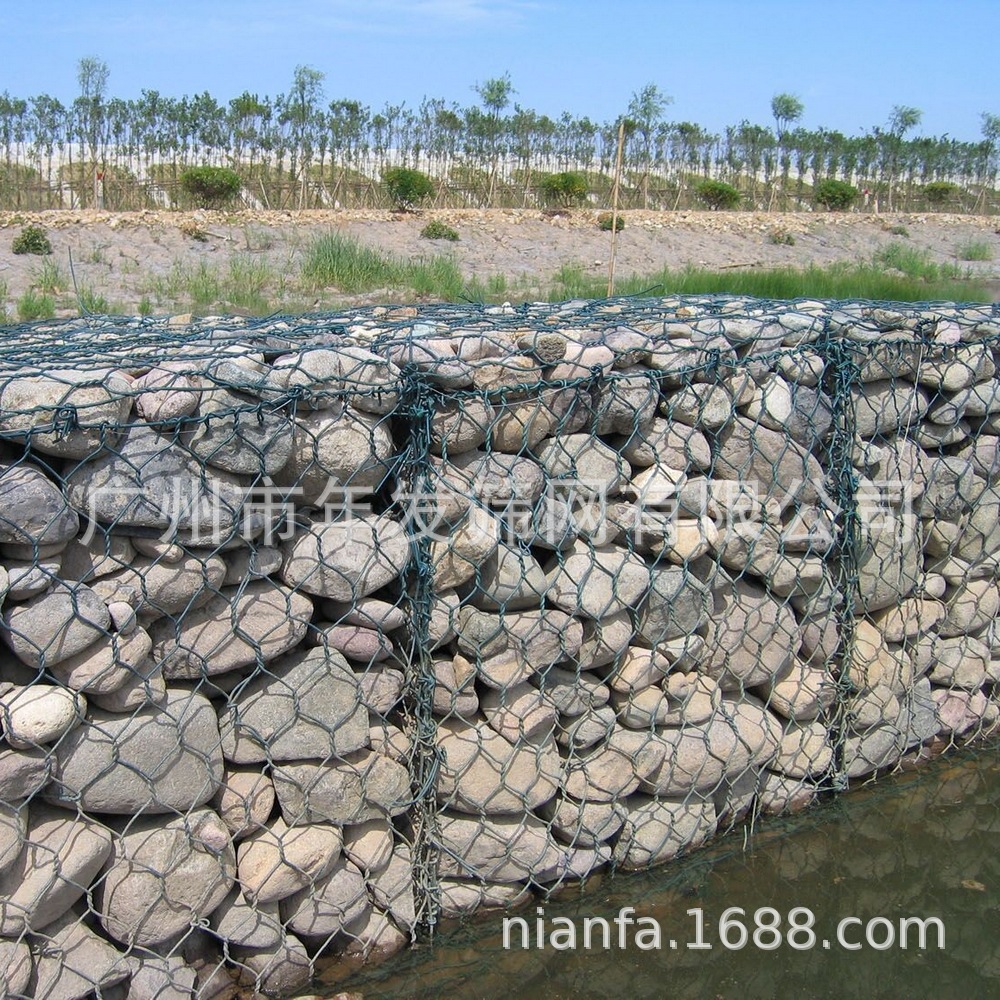 The manufacturer now supplies hexagonal steel wire gabions