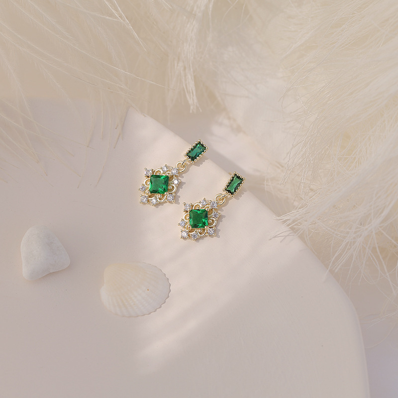 O1CN01IUKeVT2CBHNHBLA7M_!!7832