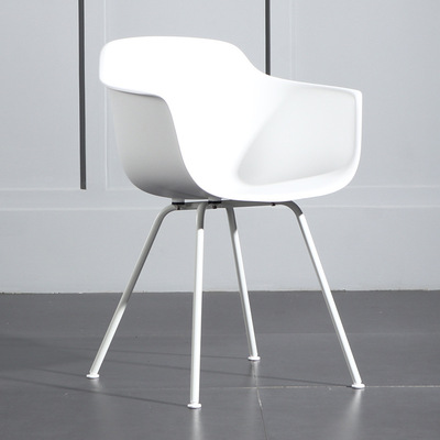 北欧黑色餐椅家用塑胶成人塑料坐具靠背经济型餐厅工业风餐桌椅子|ms