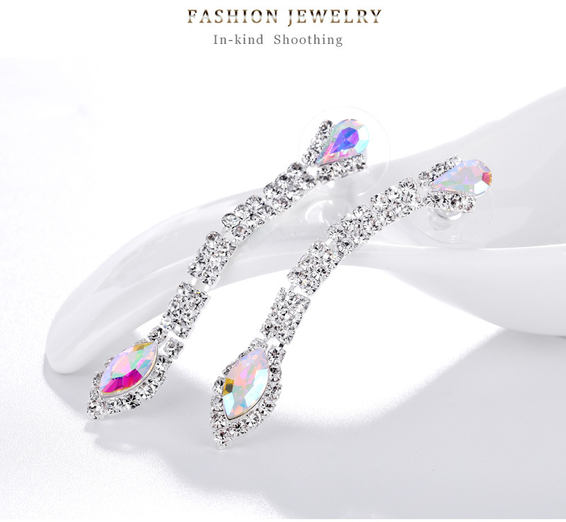 New Earrings Fashion Bridal Earrings display picture 4