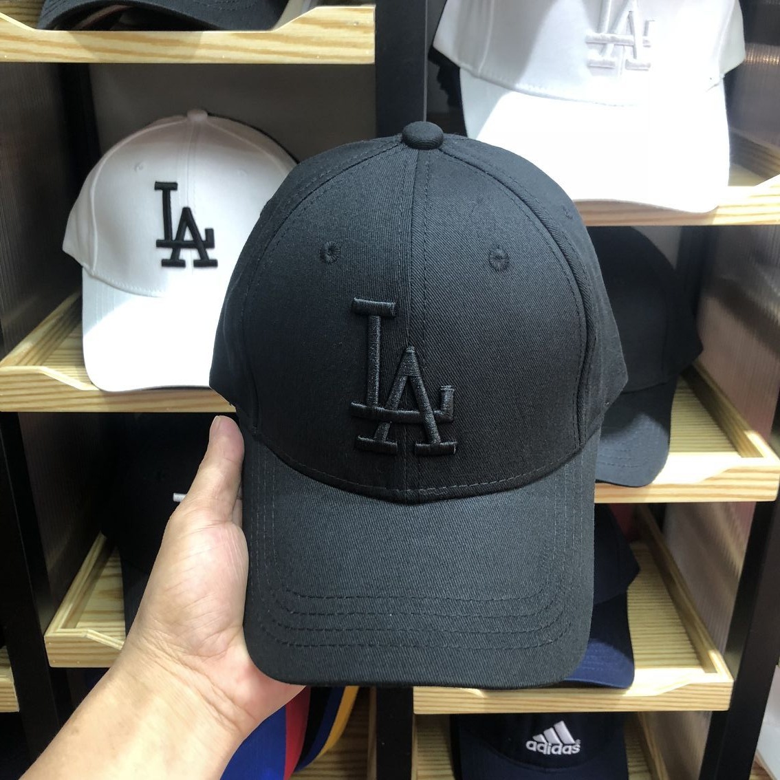 LA baseball cap Korean version of the pe...