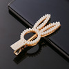 Hairgrip with bow from pearl, Korean style, simple and elegant design