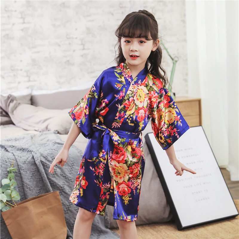 Fábrica al por mayor de comercio exterior seda niños peonía kimono camisón pijamas Albornoz bebé pasarela camisón