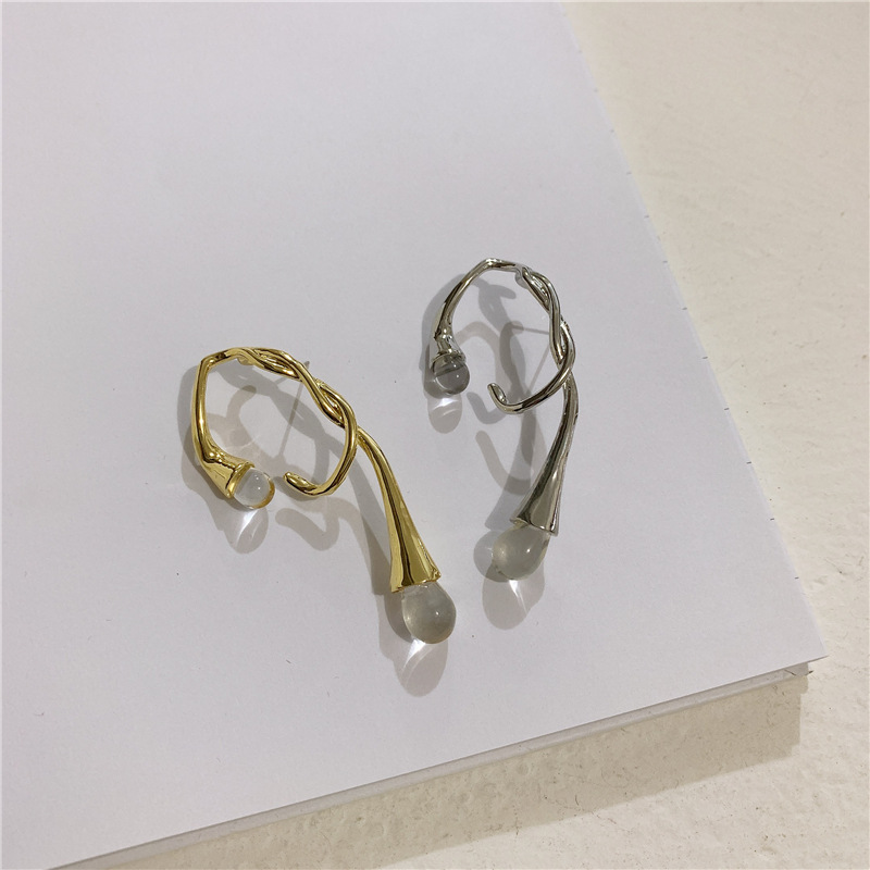 Transparent Crystal Earrings Twisted Hemp Twine Geometric Irregular Personality Earrings Women display picture 8