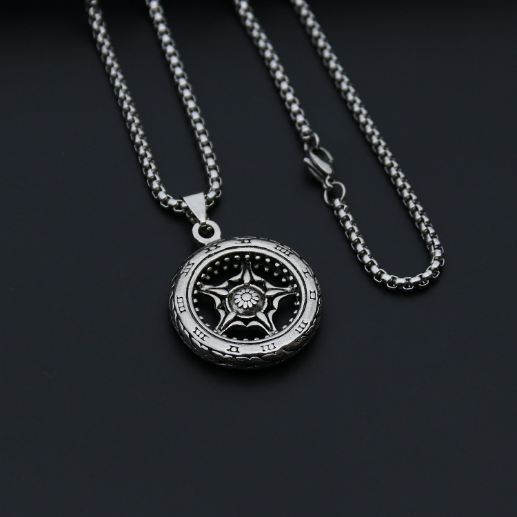 Hip-hop Cross Star Snake Stainless Steel Alloy Plating Pendant Necklace display picture 3