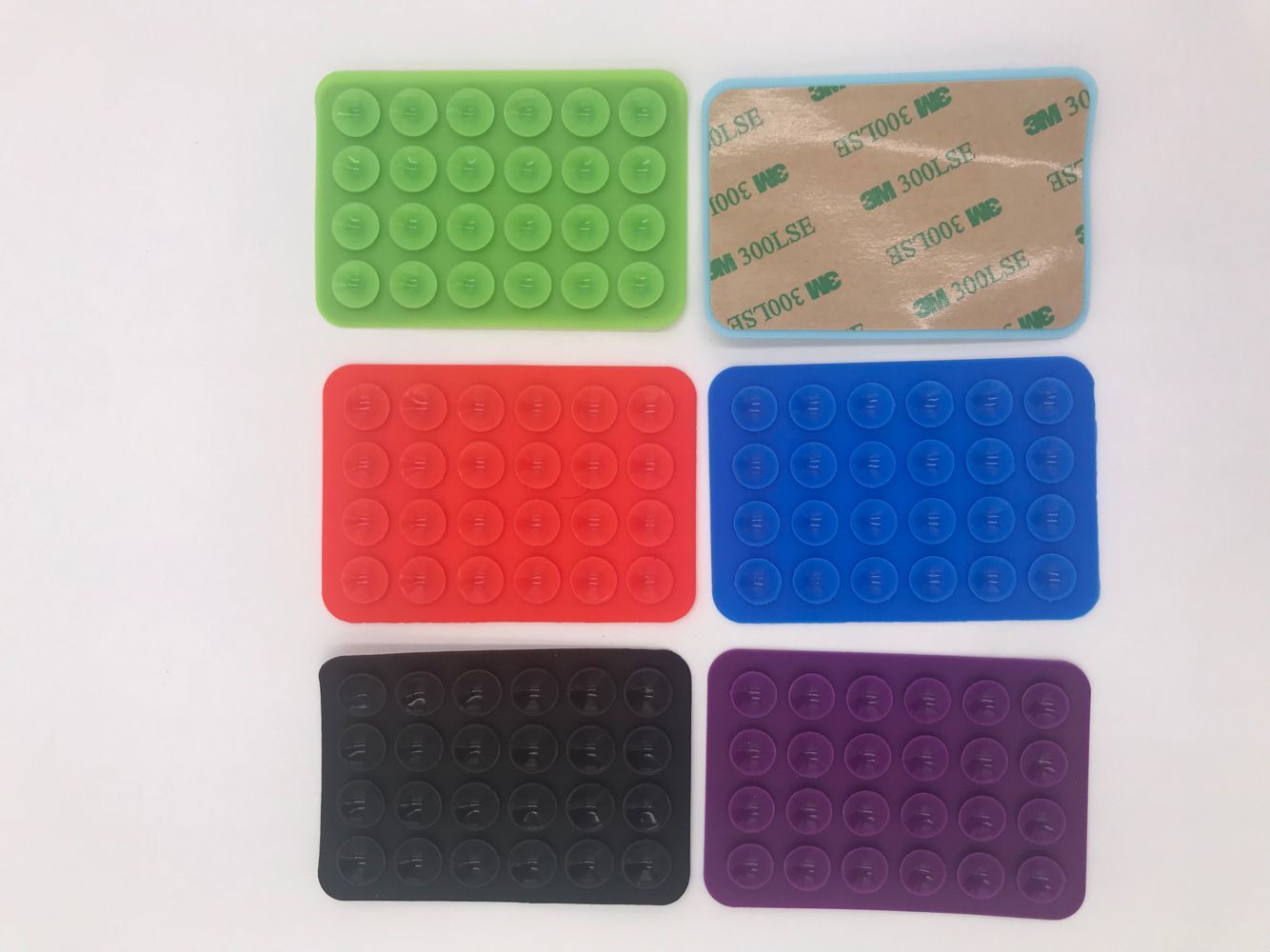 D9F0B7B3D6E58242D59A2DD182E7EB