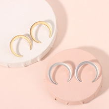 4g Weight No Inlaid Inlay Material Earrings Classification Housewarming, Anniversary, Business, Wedding, Travel, Birthday, Festival Occasion Alloy Material Animal Pattern Women'S Gender Plating Design Gold, Silver Color Korean Swan Pearl Earrings 10