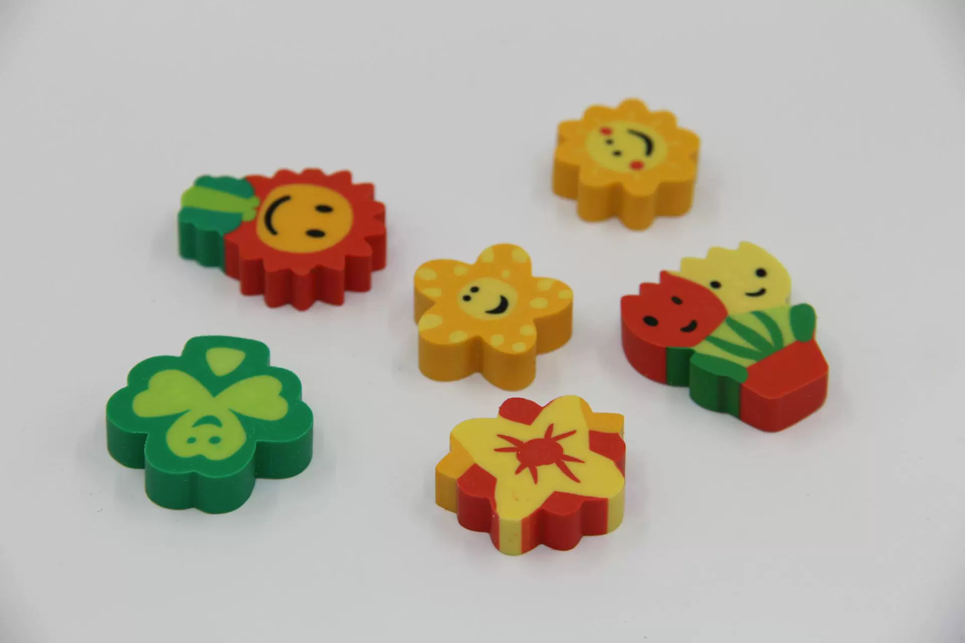 Multi-Color Экструзия Резиновые мультфильм Ластик подгонять завод