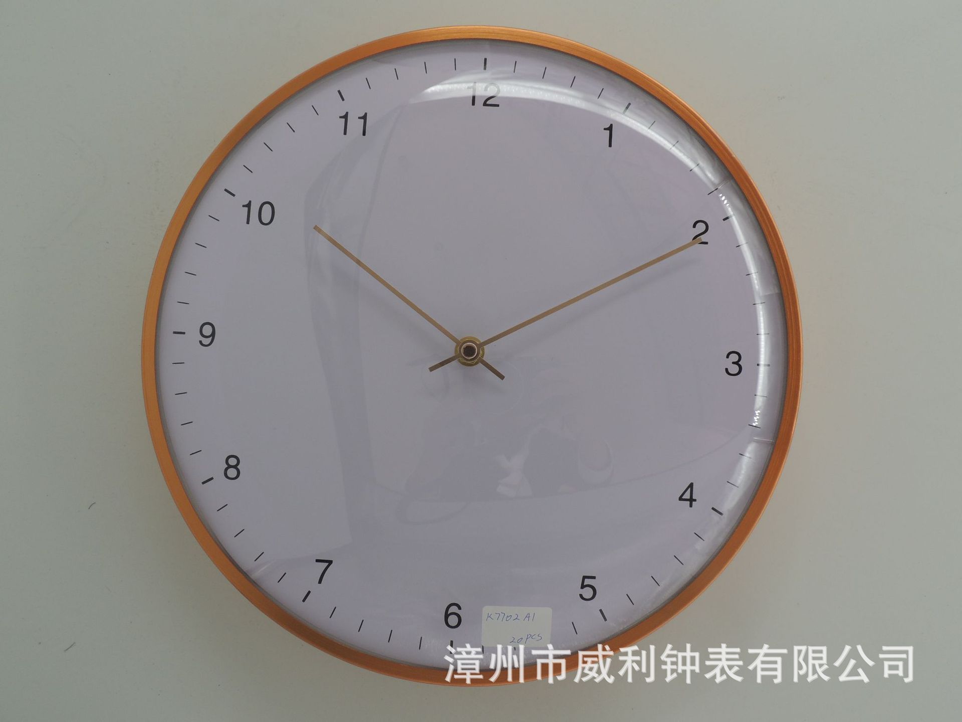 钟表厂家直销 高端科技感金属边框时钟 挂壁式时钟-阿里巴巴