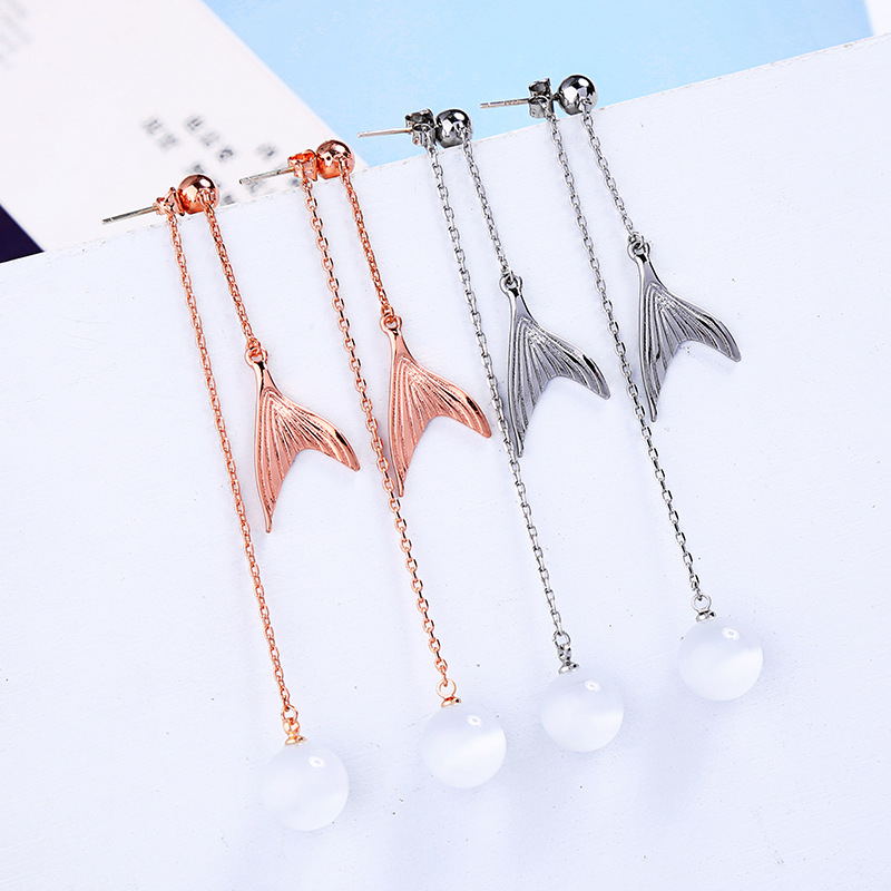 Modèle Coréen De Longue Slim Visage Boucles D'oreilles Mode Opale Boucles D'oreilles De Femmes Cool Tempérament Fishtail Boucles D'oreilles E972183d display picture 3