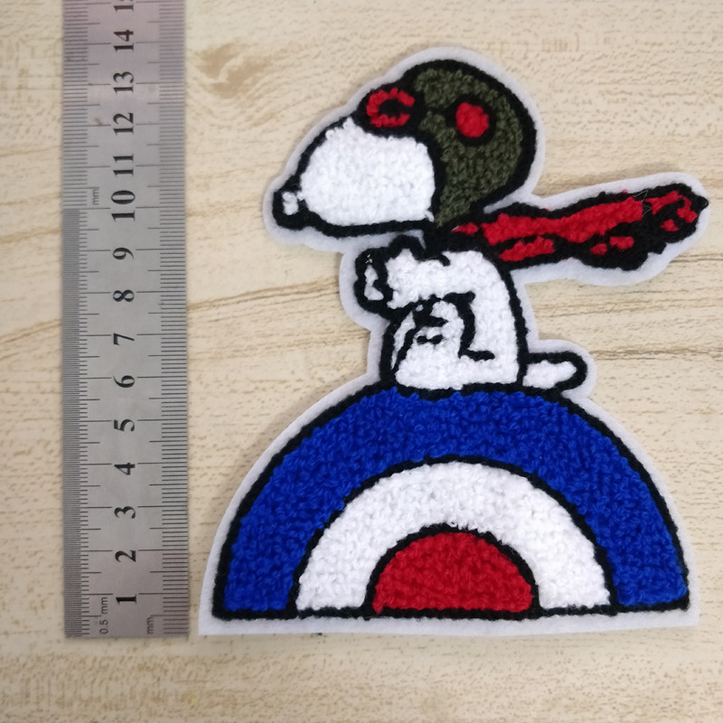 スヌーピー布ステッカー刺繍パッチバッジ子供服アクセサリー穴付きステッカー日本tシャツバッグ装飾diy