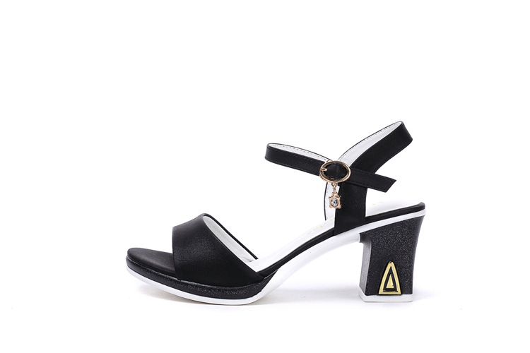 Chaussures été pour femme en Caoutchouc - Ref 3346128 Image 15