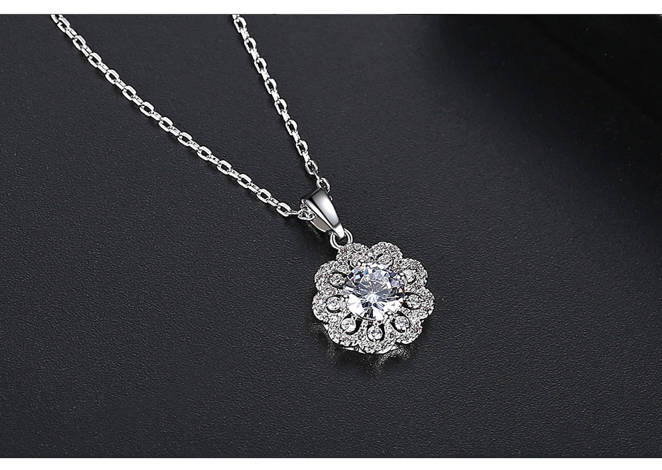 Jinse Floraison Collier Coréenne Style Simple Mode Petite Femmes De Cuivre Incrusté De Zirconium Pendentif Collier Collier Doux display picture 4