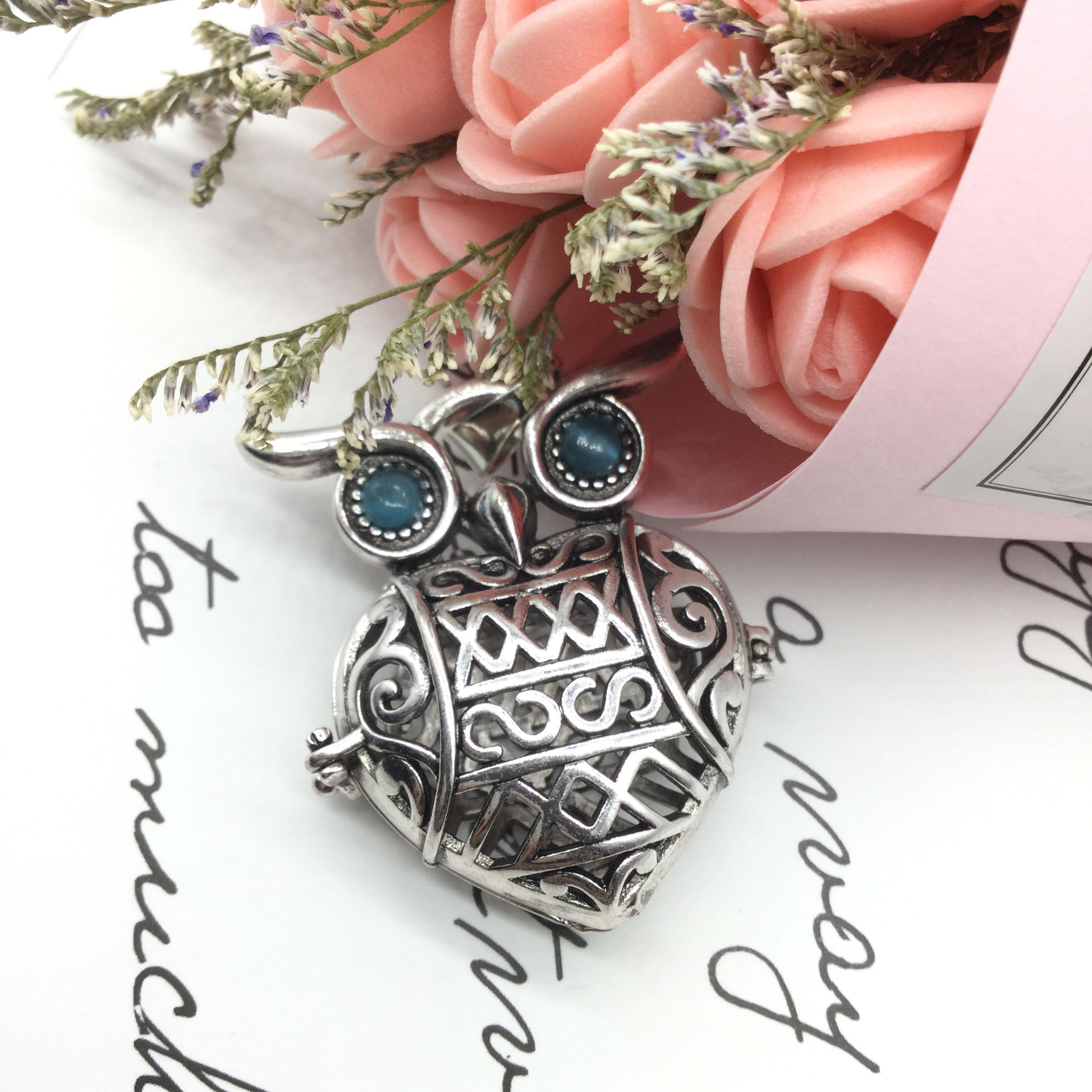 Owl Diffuser Necklace Image 5