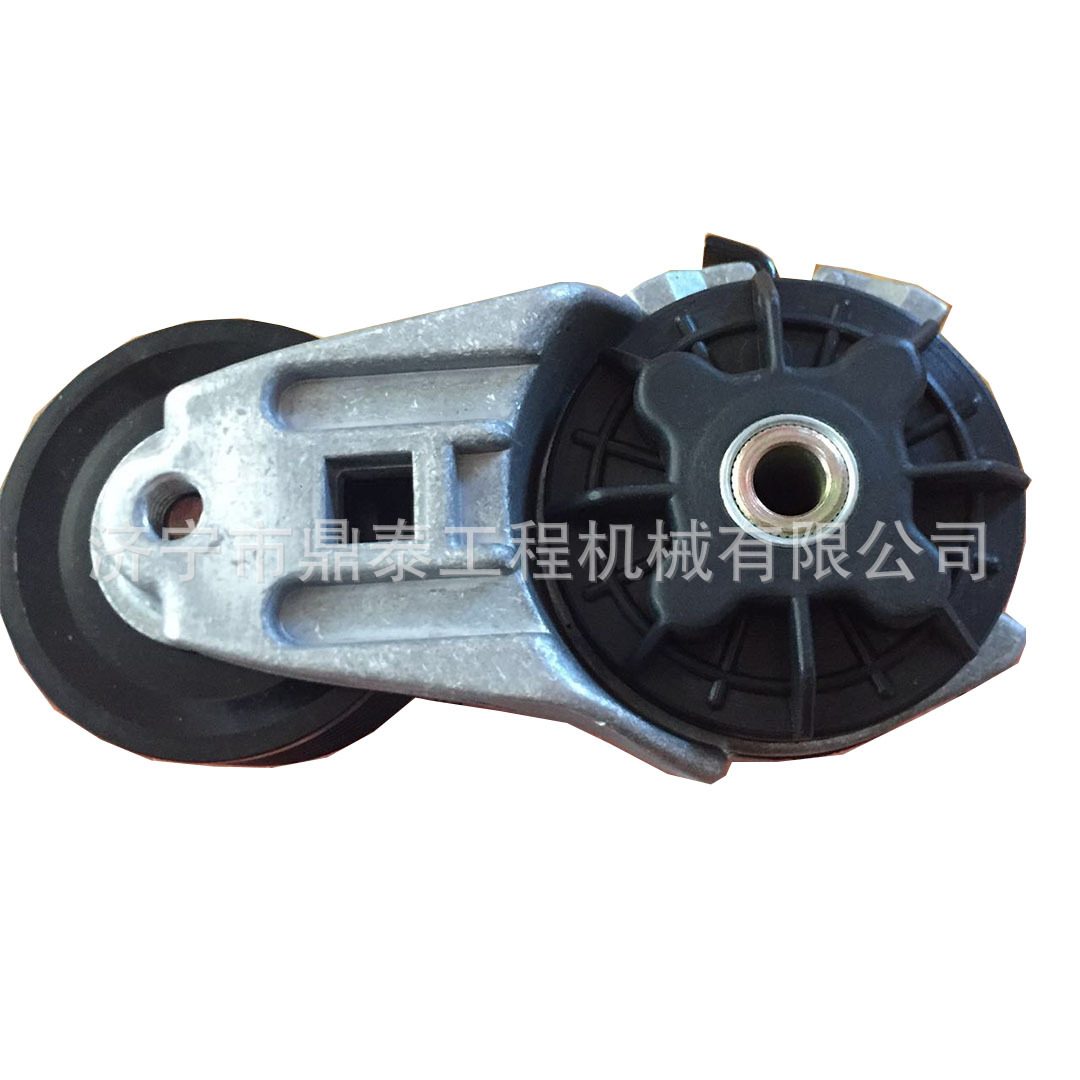 进口挖掘机SAA6D114E-2B 发动机皮带涨紧轮 6743-61-4210