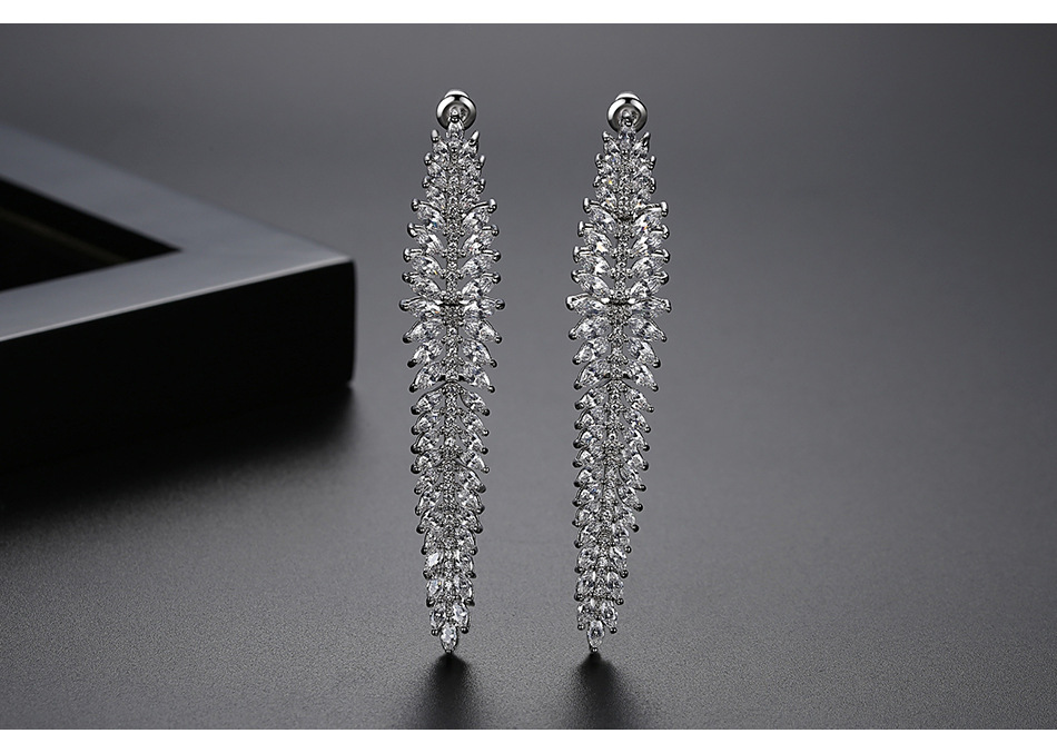 Fashion Earrings Fashion Copper Studded Zircon Long Banquet Earrings Wholesale display picture 2