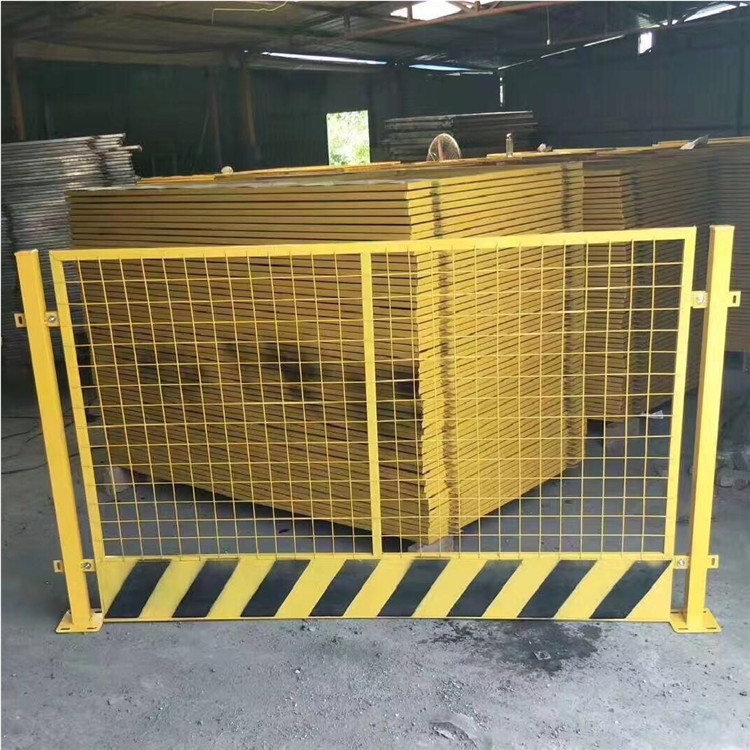 基坑护栏批发 施工防护围栏 地铁施工安全防护栏基坑护栏网