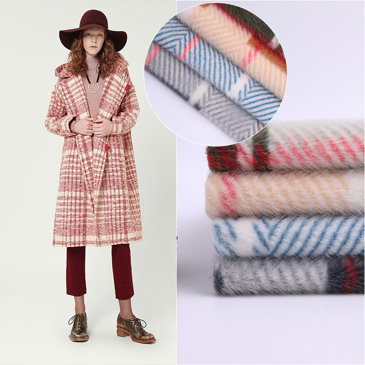 玉狐绒涤纶T恤针织面料 仿貂绒立体印花绒布 床上用品睡衣布料