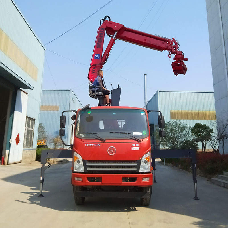 大运车载液压抓木吊 小型折臂式1-6吨随车吊配抓草抓钢抓具