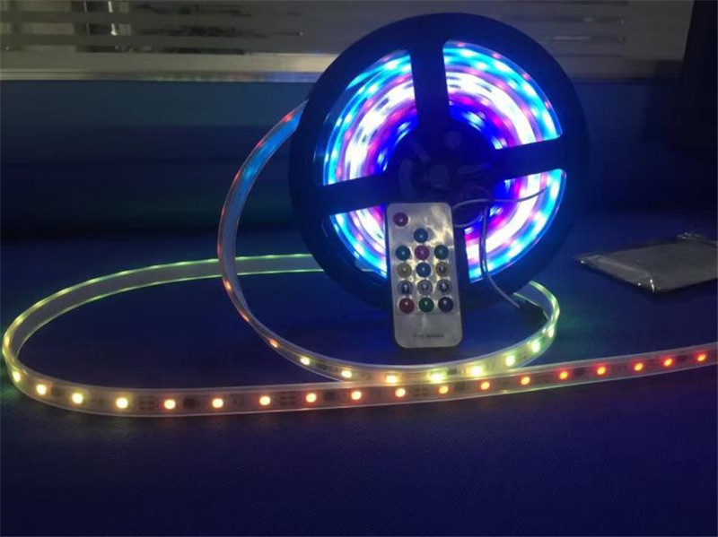 LED跑马流水灯带12V低压幻彩IC2811厂家5050RGB防水超亮智能控制-阿里巴巴