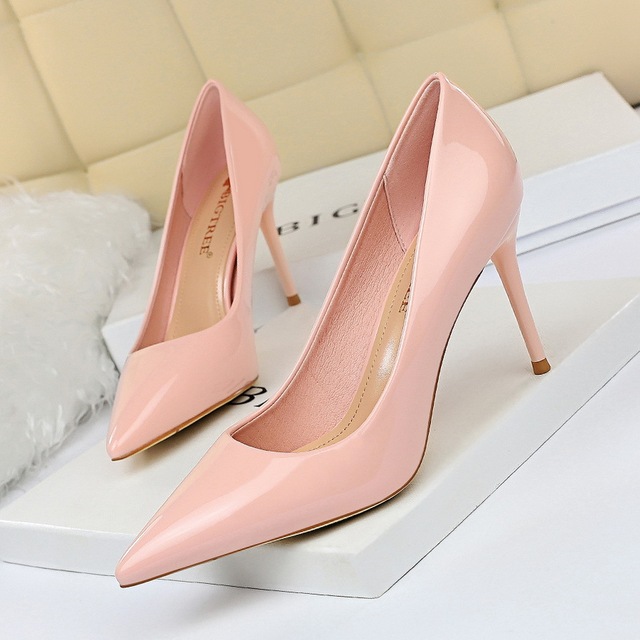 Fashion Fine-heeled High-heeled Lacquered Shallow-mouthed Point-toed