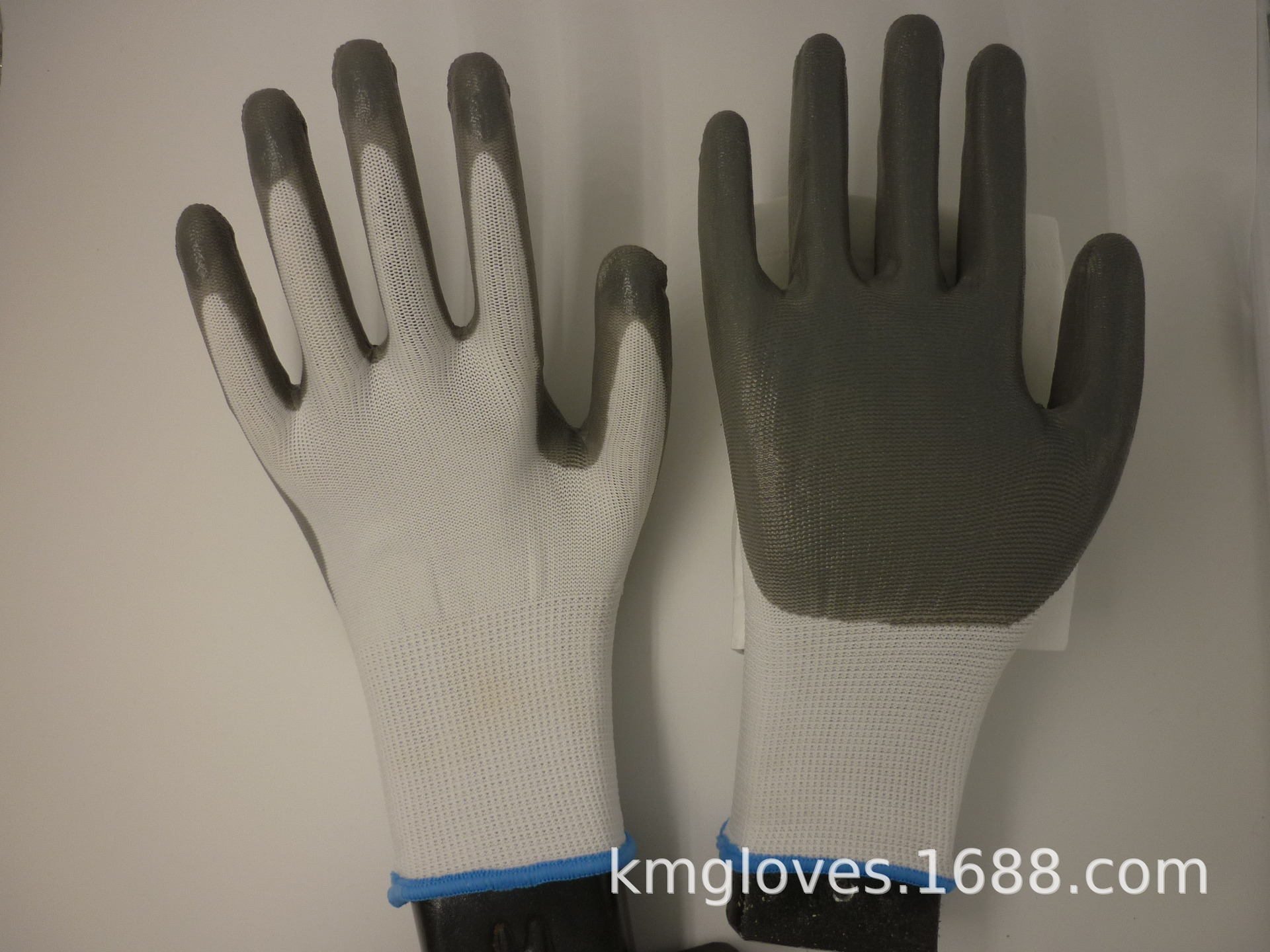 科敏厂家直销W518丁腈浸胶薄款防护手套耐磨防滑耐酸碱劳保手套