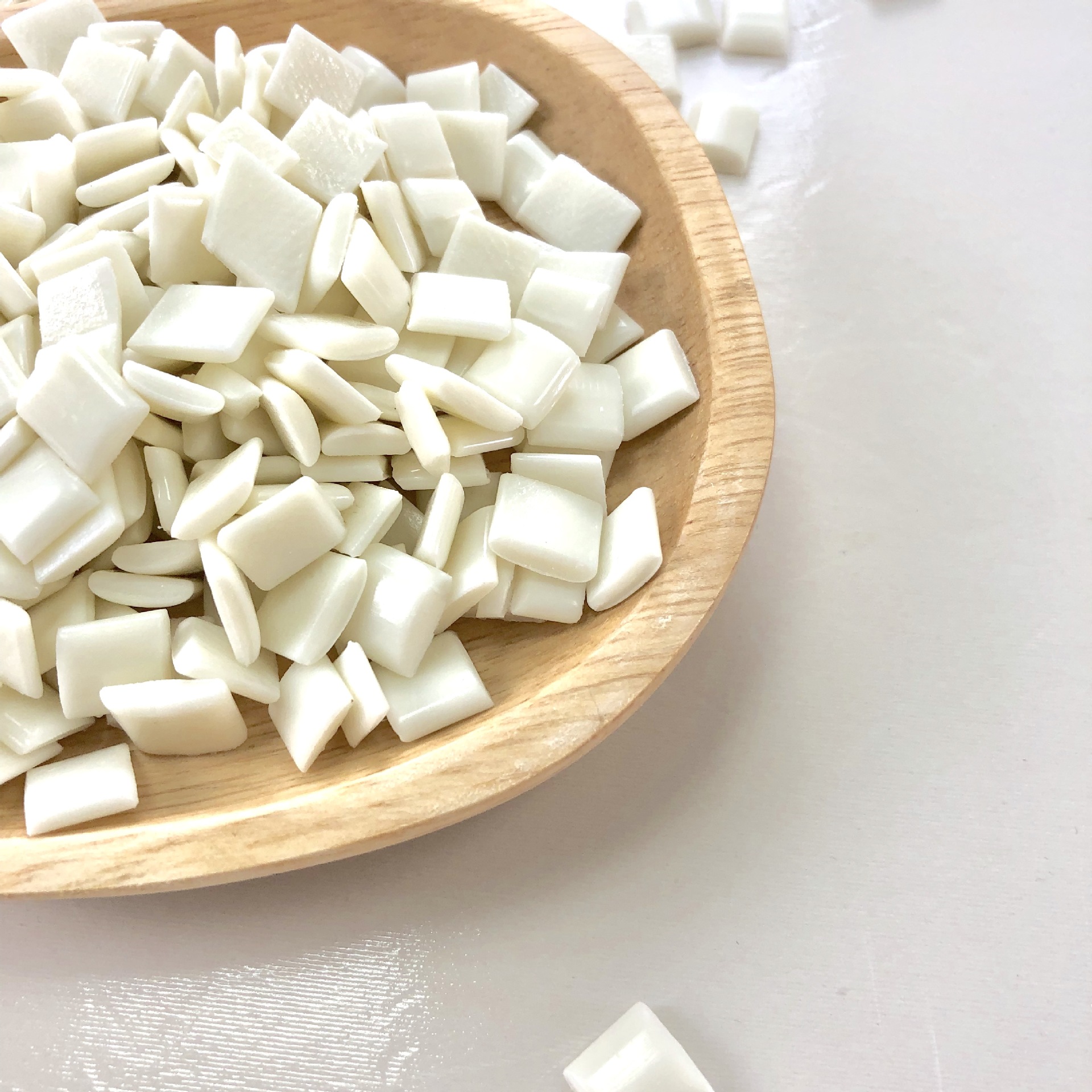 80g 胶版纸用书刊装订热熔胶厂家直接供应 乳白色颗粒